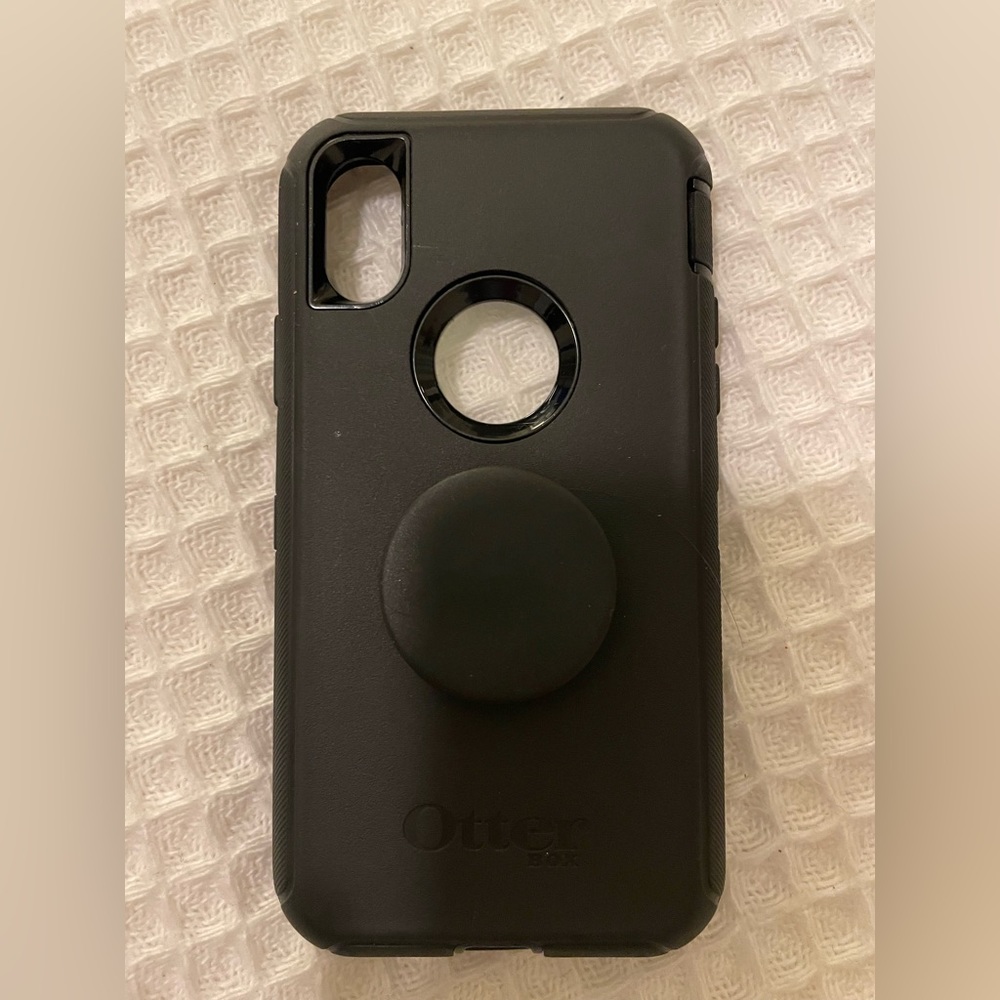 Black Defender Otterbox case
